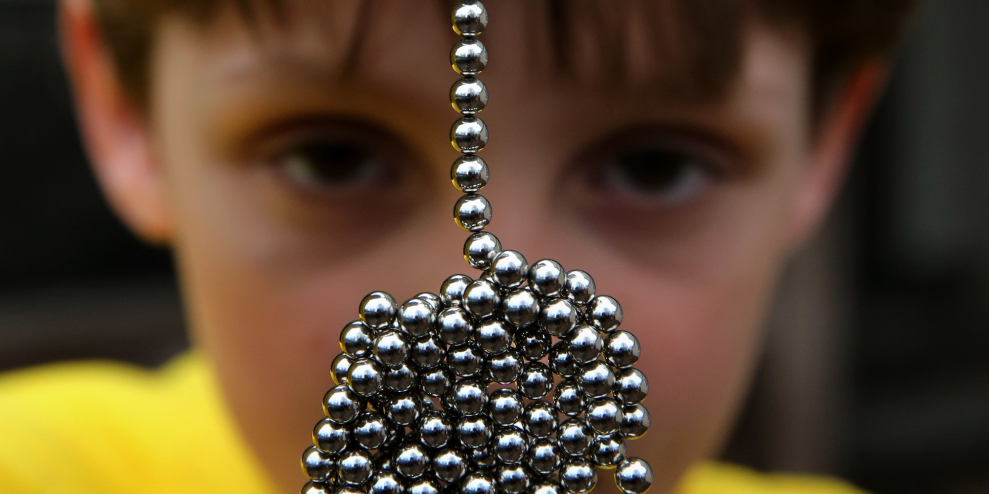 little magnetic balls toy